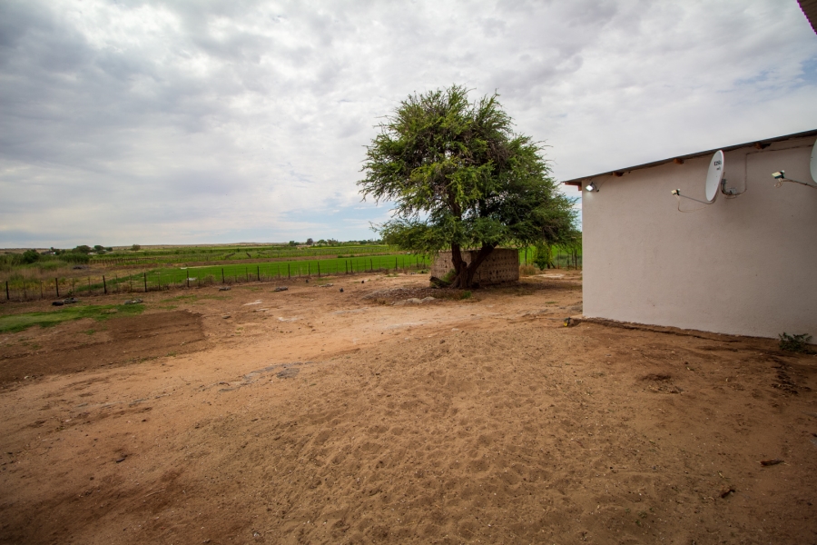 5 Bedroom Property for Sale in Louisvale Northern Cape